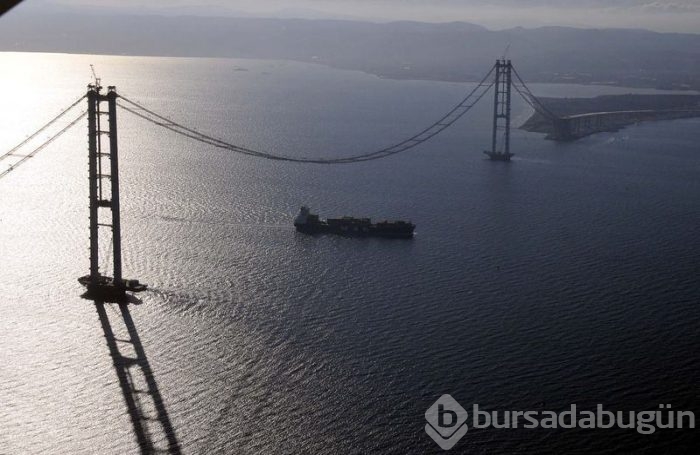 Körfez köprüsünün gerdanlığı havadan görüntülendi