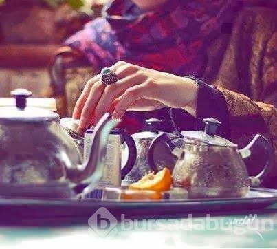 Edebiyatın çayla bir ilgisi olduğunu gösteren bol demli 22 dize