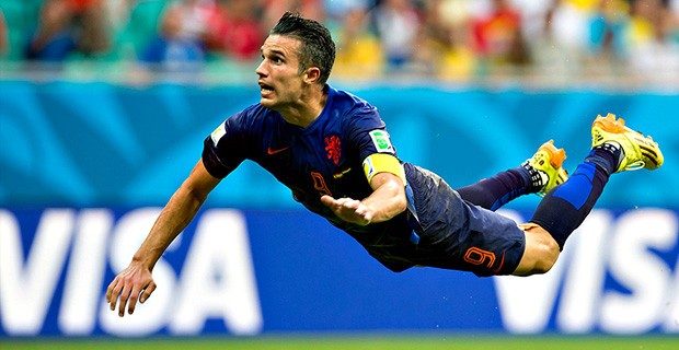 Fenerbahçe'den Van Persie için net cevap
