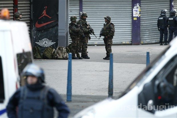 Paris'te terörist avı