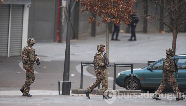 Paris'te terörist avı