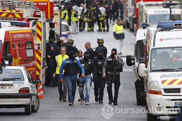Paris'te terörist avı