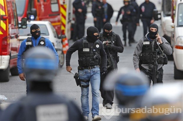 Paris'te terörist avı