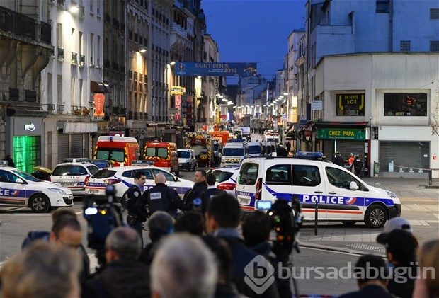 Paris'te terörist avı