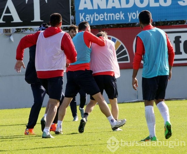 Trabzonspor'da şok kavga! İşte o anlar...