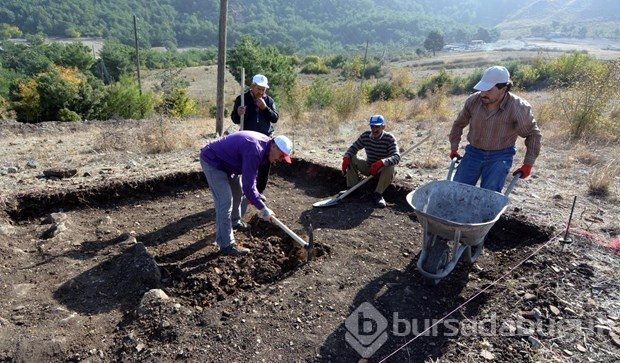Taban mozaikleri gün yüzüne çıkartılıyor