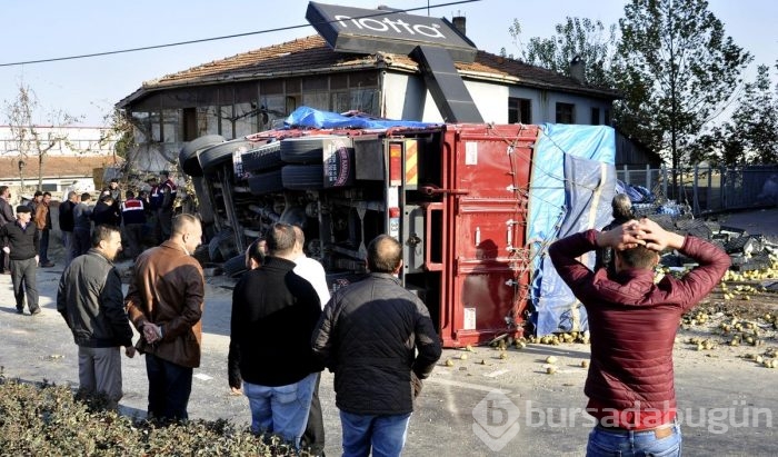 Bursa'da trafik kazası: 1 ölü, 1 yaralı	