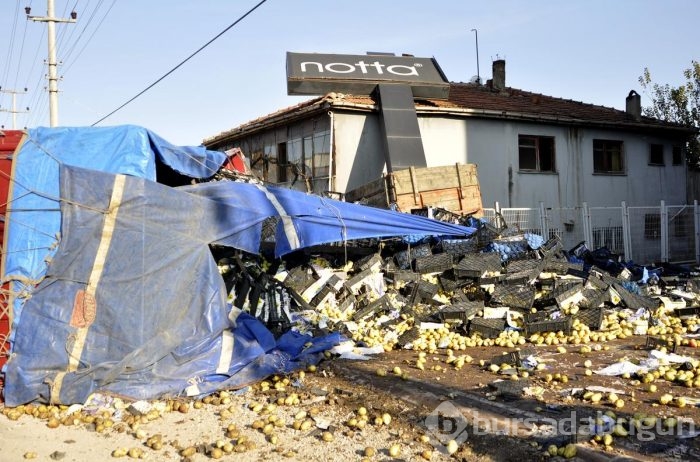 Bursa'da trafik kazası: 1 ölü, 1 yaralı	