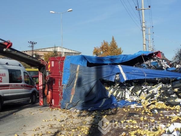 Bursa'da trafik kazası: 1 ölü, 1 yaralı	