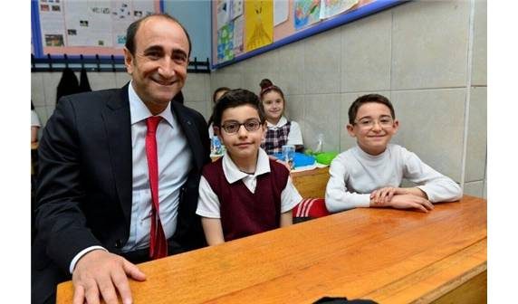 "Alo tiyatro"