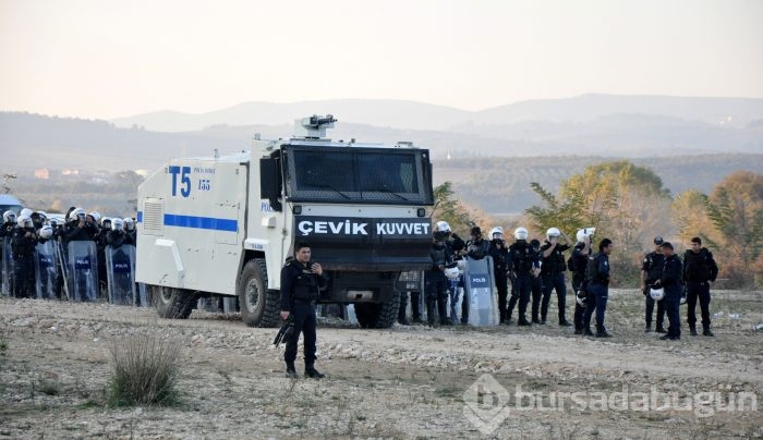 Bursa'da çevik kuvvetten nefes kesen tatbikat