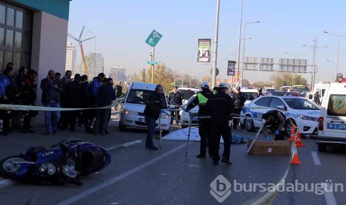 Bursa'da polis memuru motosikletiyle kamyonun altında kaldı!