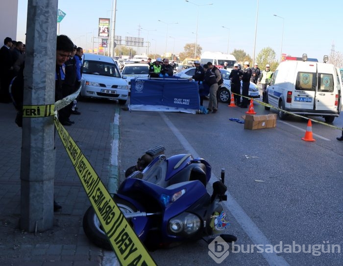 Bursa'da polis memuru motosikletiyle kamyonun altında kaldı!