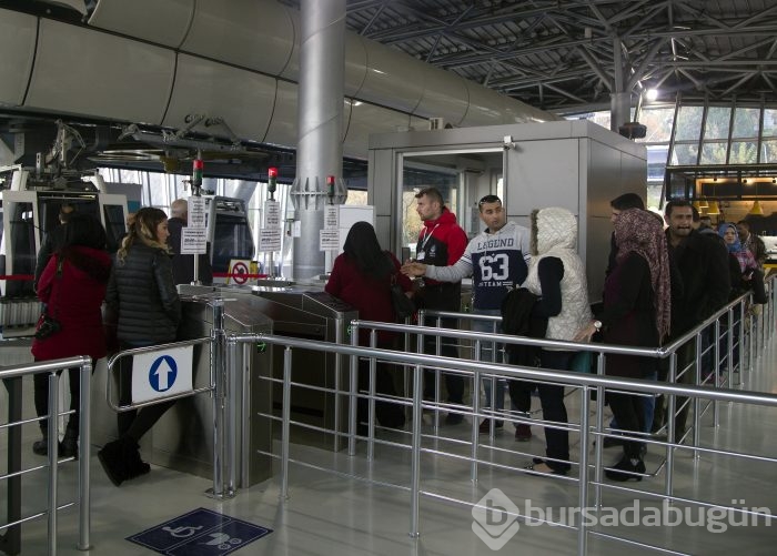 Arap turistlerin teleferik keyfi