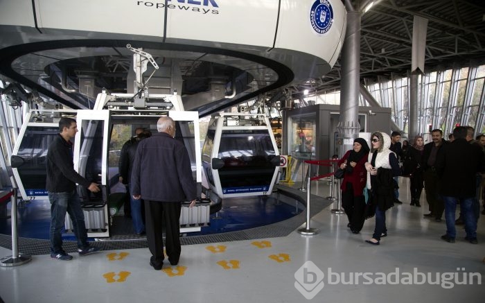 Arap turistlerin teleferik keyfi