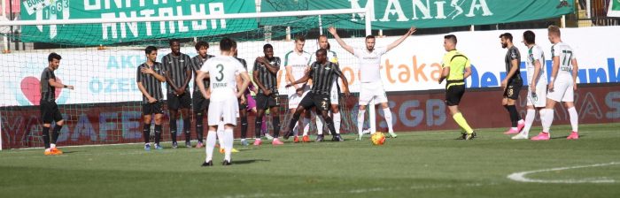 Akhisar Belediyespor-Bursaspor maçından kareler