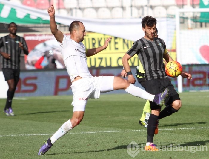 Akhisar Belediyespor-Bursaspor maçından kareler