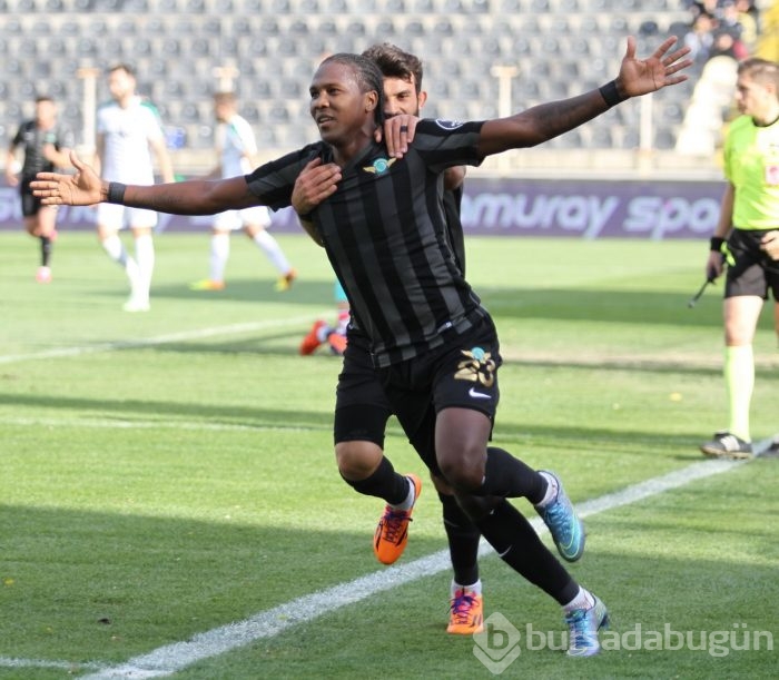 Akhisar Belediyespor-Bursaspor maçından kareler