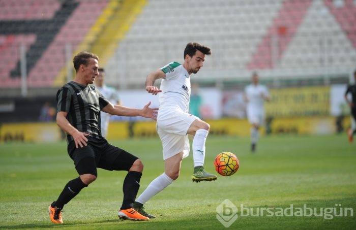 Akhisar Belediyespor-Bursaspor maçından kareler
