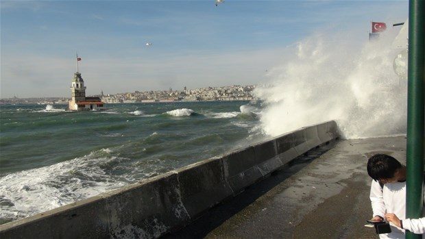 Bursa'da kuvvetli lodos
