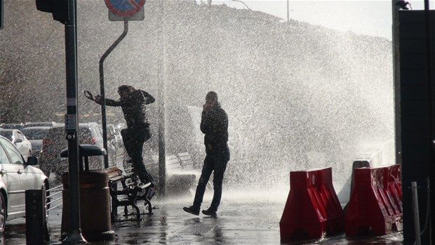 Bursa'da kuvvetli lodos
