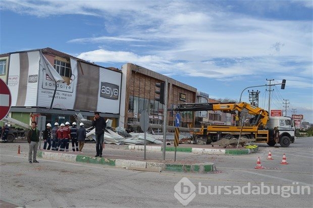 Bursa'da kuvvetli lodos
