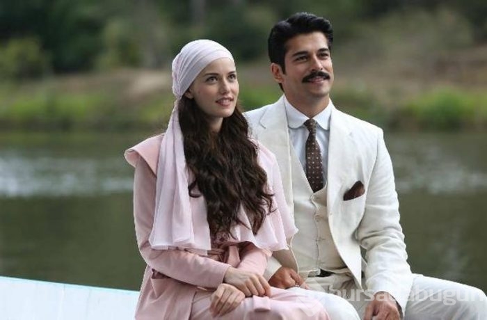 Burak Özçivit ve Fahriye Evcen evlilik yolunda!