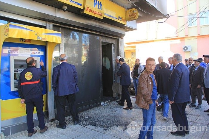 PTT binasına molotoflu saldırı