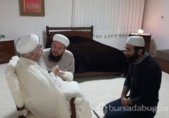 Ünlü oyuncu Cübbeli Ahmet'in hocasını ziyaret etti
