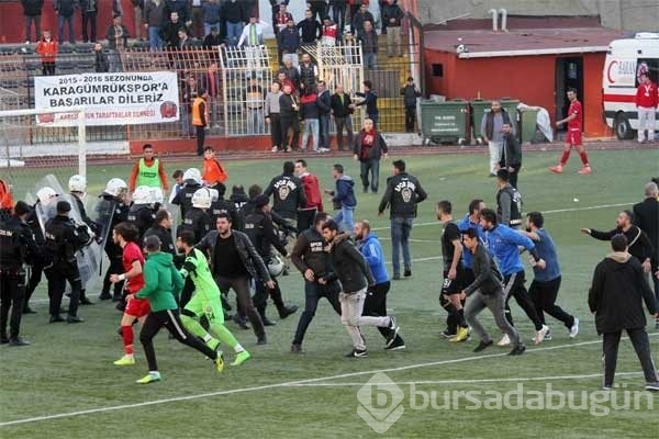 Karagümrük'te rakip futbolculara saldırı!