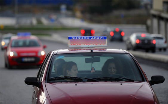 Ehliyet sınavında 'otomatik vites' dönemi