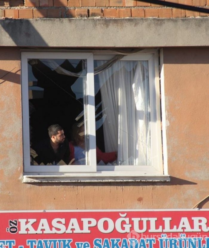 Adana'da polis merkezine bombalı araçla saldırı