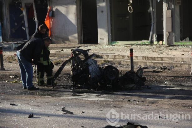 Adana'da polis merkezine bombalı araçla saldırı