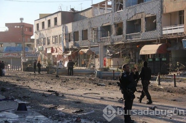 Adana'da polis merkezine bombalı araçla saldırı