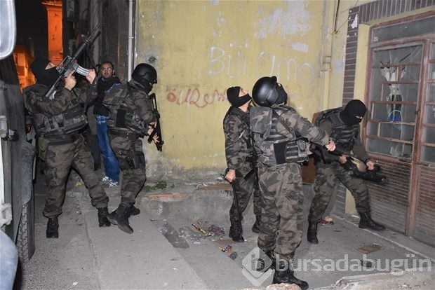 Polisten şafak operasyonu
