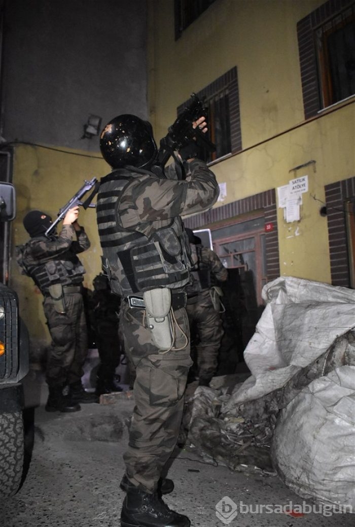 Polisten şafak operasyonu