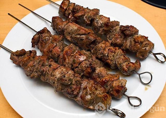 Zengin ve fakirlerin yemek sofraları