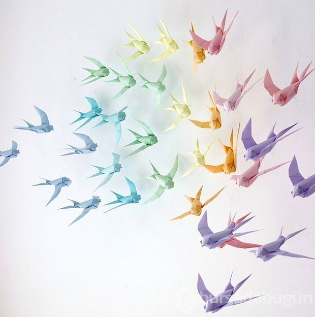 "Origami nedir?" sorusuna cevap niteliğinde 27 sanat eseri