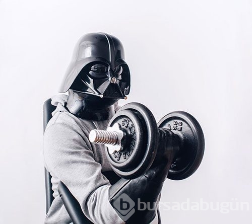 Darth Vader günlük hayatında neler yapar?