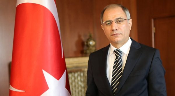 Yeni kabinedeki bakanların özgeçmişleri