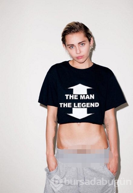 Miley Cyrus çıplaklığı abarttı 
