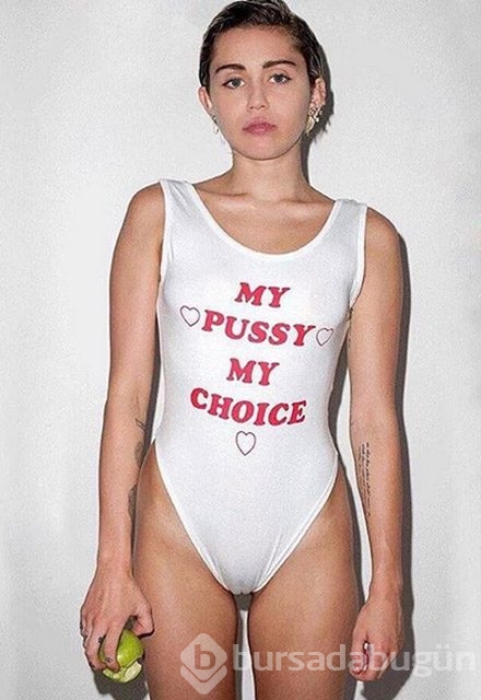 Miley Cyrus çıplaklığı abarttı 