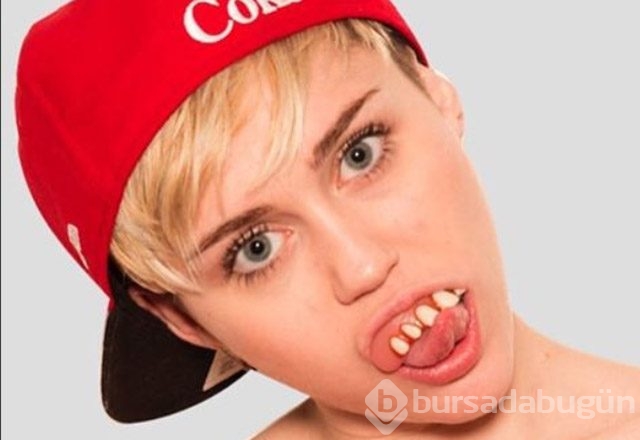 Miley Cyrus çıplaklığı abarttı 