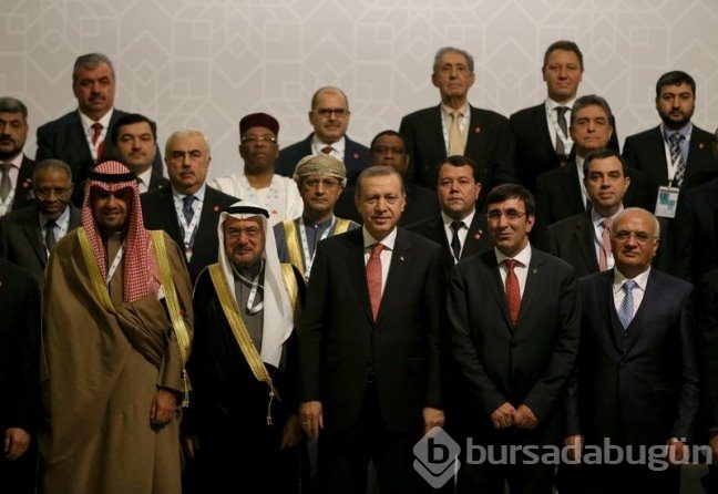 Erdoğan, "Hat Şaheserleri Sergisi"ni gezdi