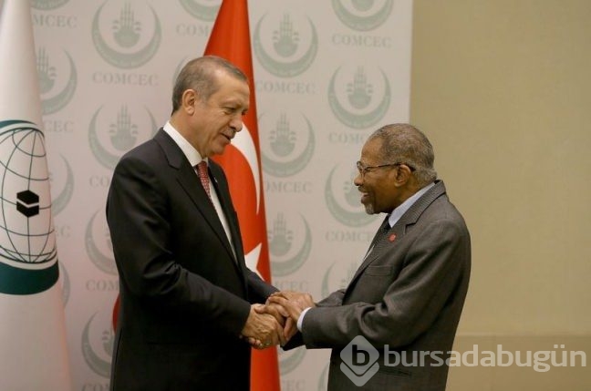 Erdoğan, "Hat Şaheserleri Sergisi"ni gezdi