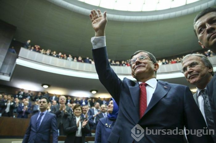 AK Parti'de yeni bakanlara büyük ilgi
