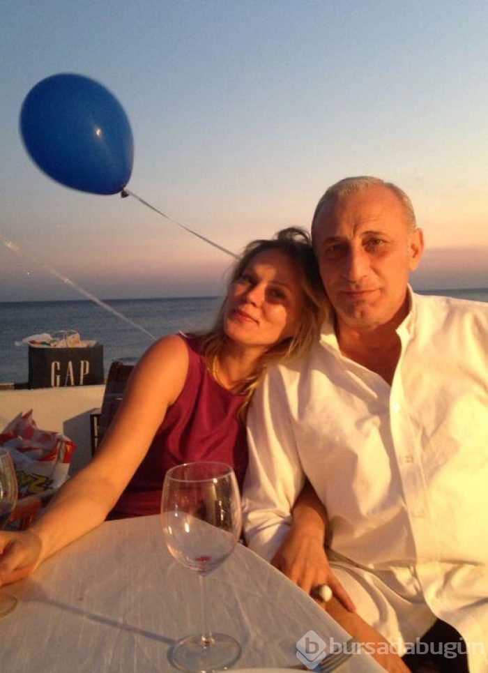 90'ların ünlü isimleri şimdi ne yapıyor?