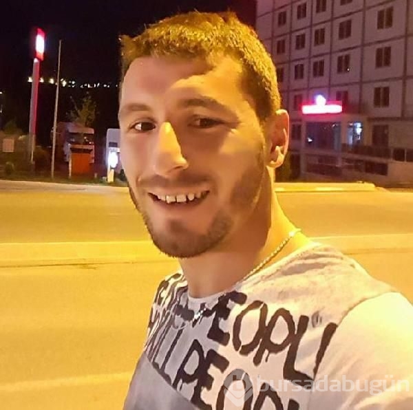 'Sevgili mesajı' kavgasında ağabeyini öldürdü 