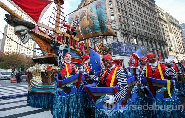 New York'ta Şükran Günü yürüyüşü yapıldı