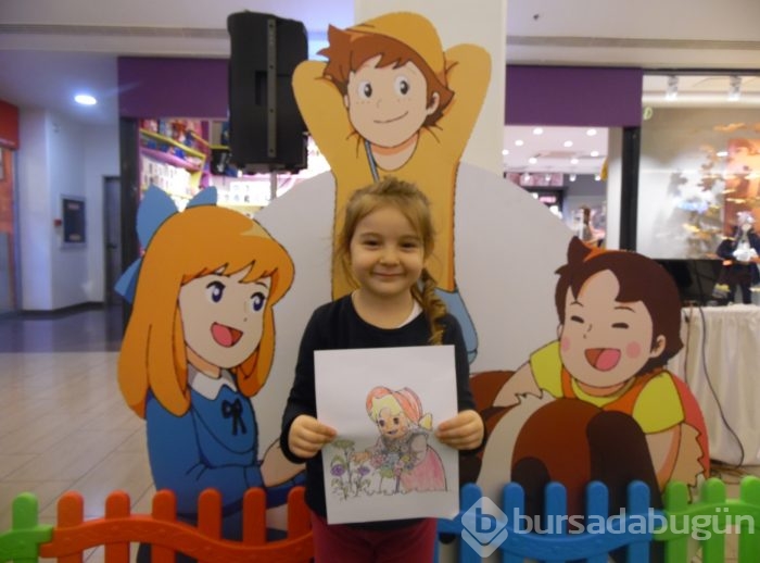 Miniklerin Sevgili Arkadaşı Heidi Zafer Plaza'daydı...